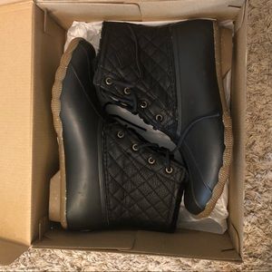 Sperry Black Quilted Winter Lux Duck Boot